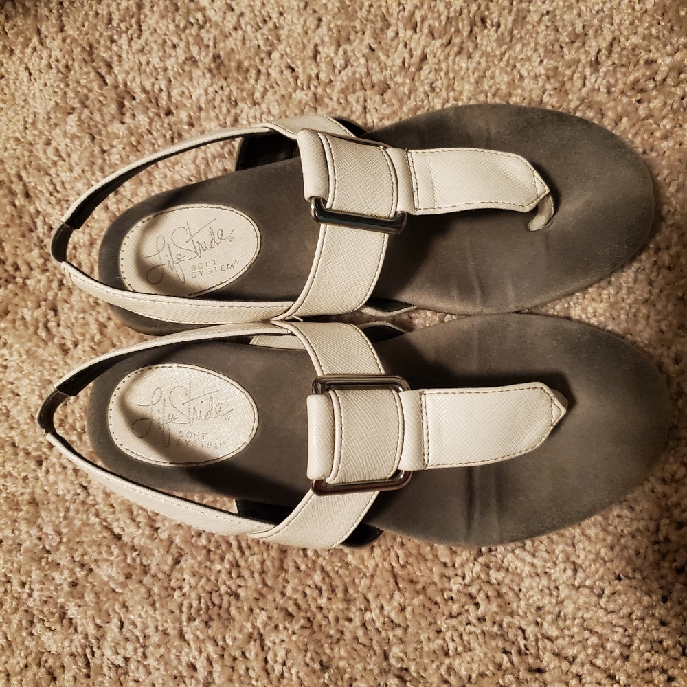 LifeStride Soft System Flex Sandals
